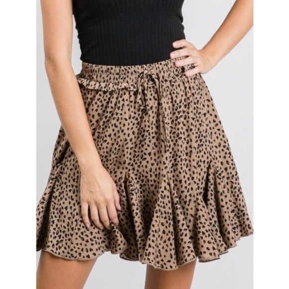 JODIFL Dresses & Skirts - Flowy Cheetah Print Skirt With Shorts